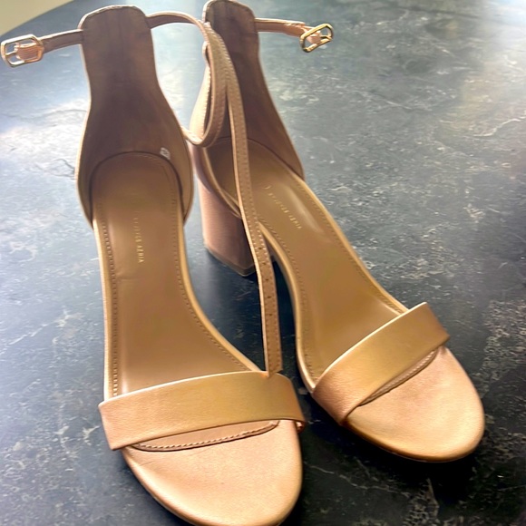 EUC Rohb rose gold strappy sandals, chunky heel size 8 1/2. - Picture 1 of 4